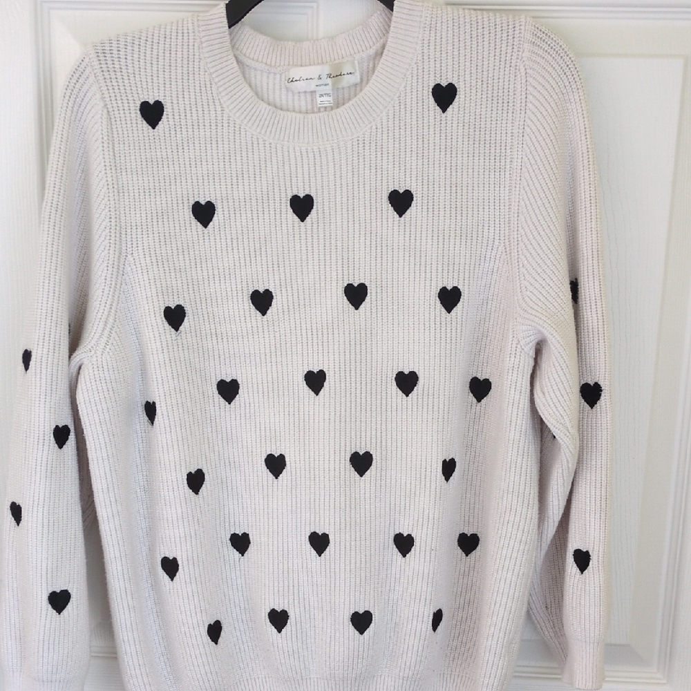 Chelsea & Theodore Cream Sweater with Black Heart Design Sz 2x
